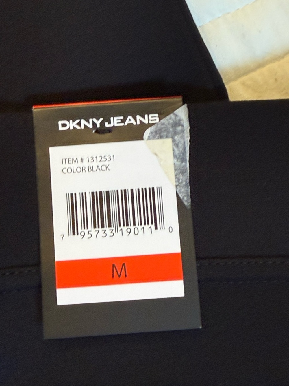 NWT DKNY Jeans Pull-On Ponte Stretch Black Mid-Rise Pant Women's Medium - Picture 6 of 9